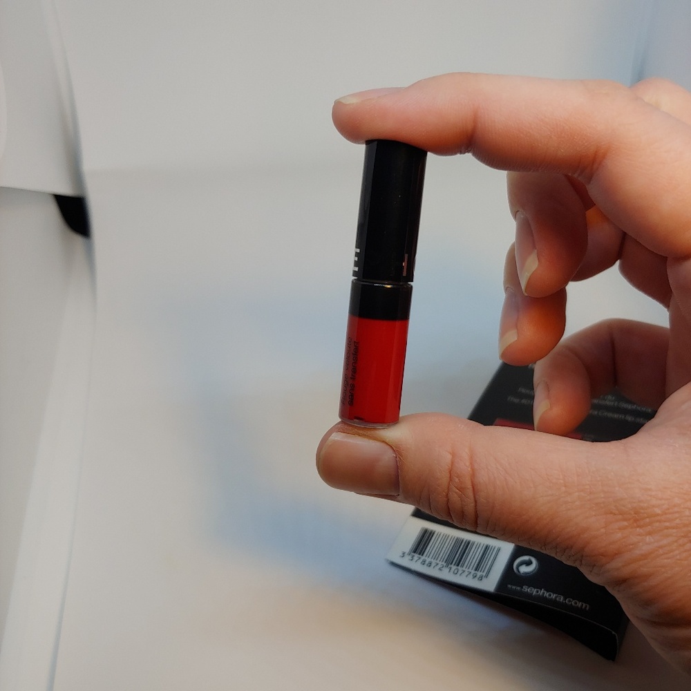 Sephora Cream Lip Stain in Always Red Dlx Sample